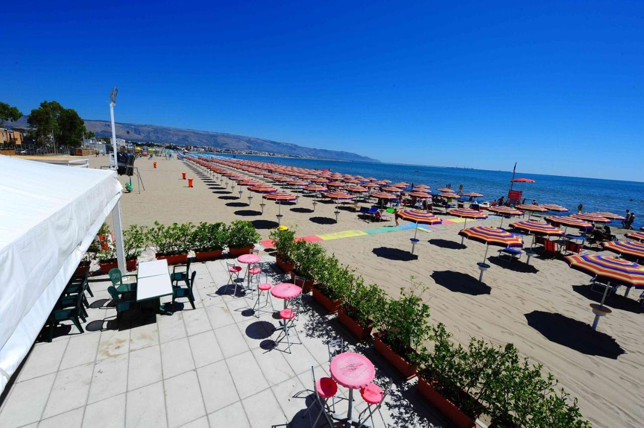Maiorano Boutique Hotel Manfredonia Eksteriør billede