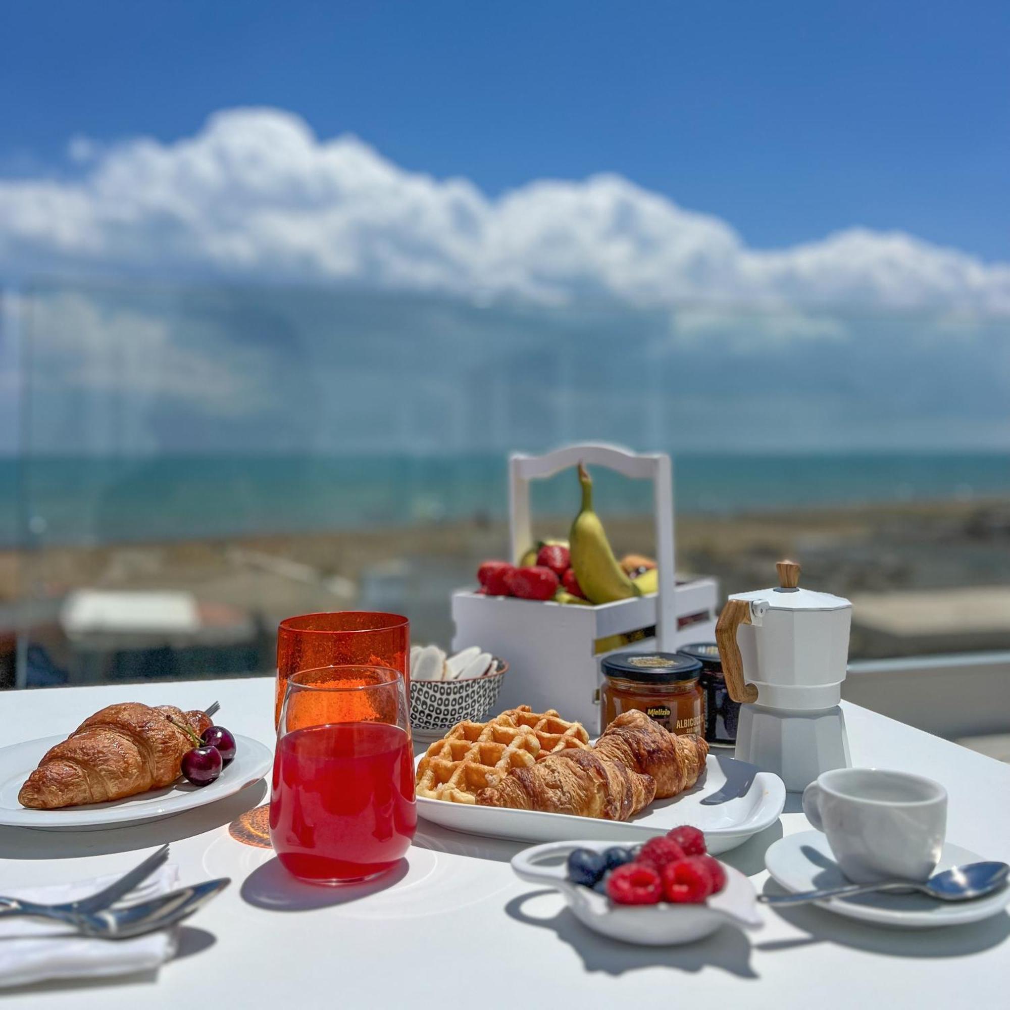Maiorano Boutique Hotel Manfredonia Eksteriør billede